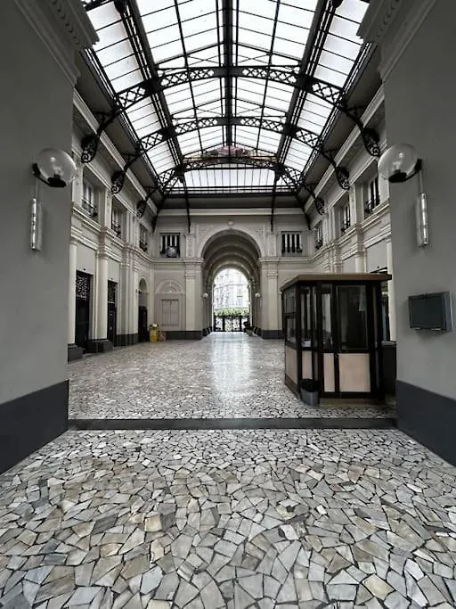 6 N'Amore, Nel Cuore Di Napoli Italy